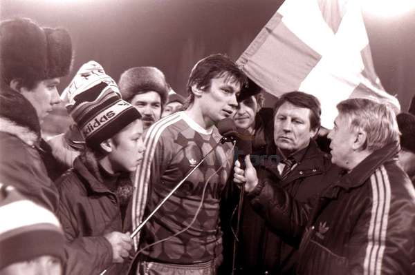 Союз-1988-29. «Днепр» - досрочный чемпион, Шахов - лидер бомбардиров, еще раз про договорняки в СССР