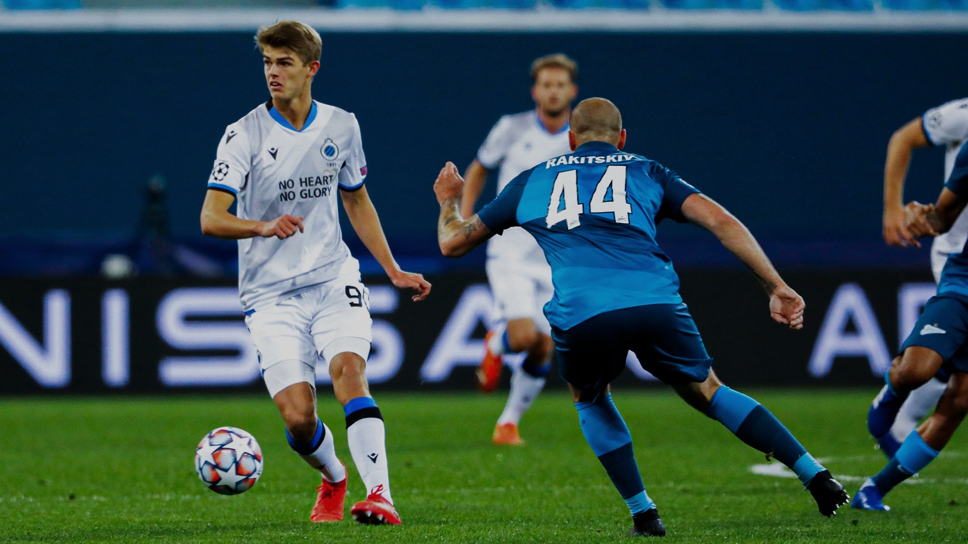 Подняли паруса, но опустили якорь. Провал &#171;Зенита&#187;, дебют &#171;Краснодара&#187; и прочее