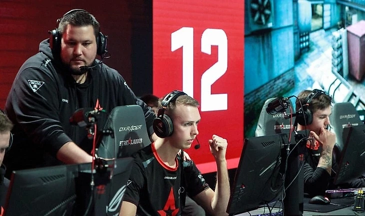 Zonic, Gla1ve и Dev1ce