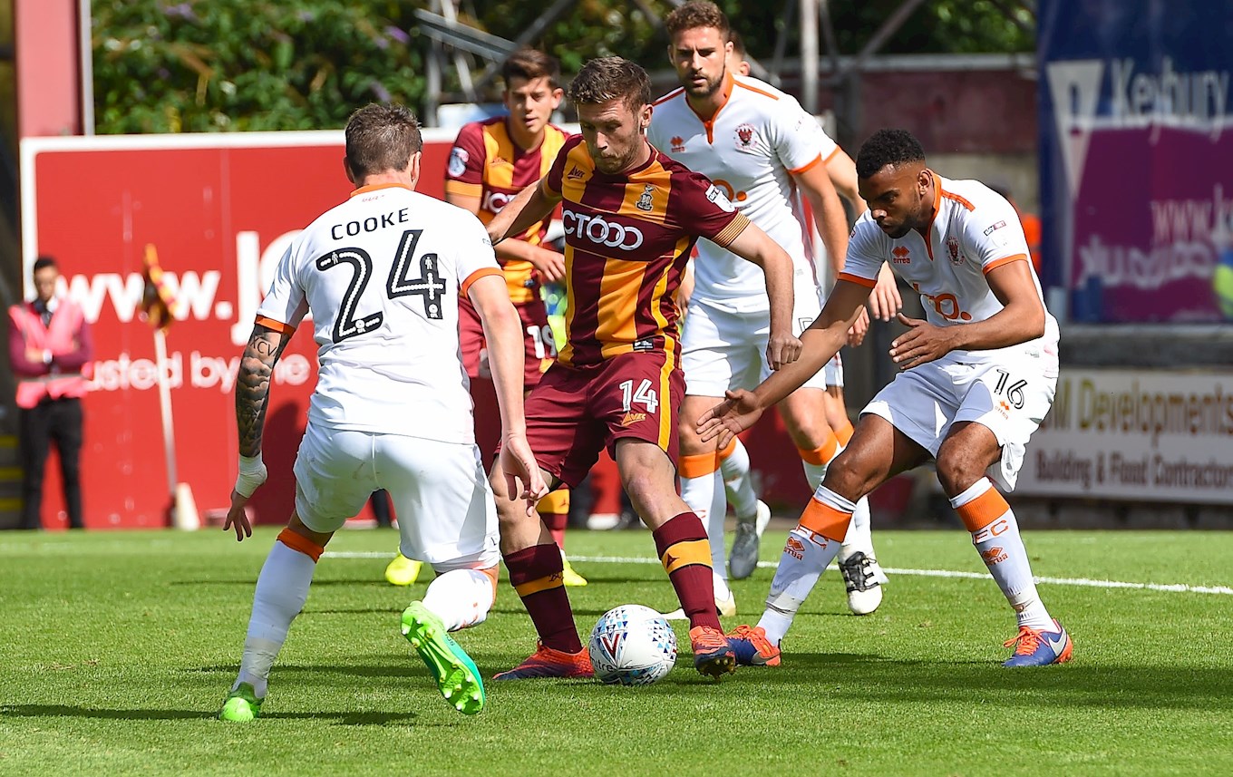 Маккартан приступил к тренировкам