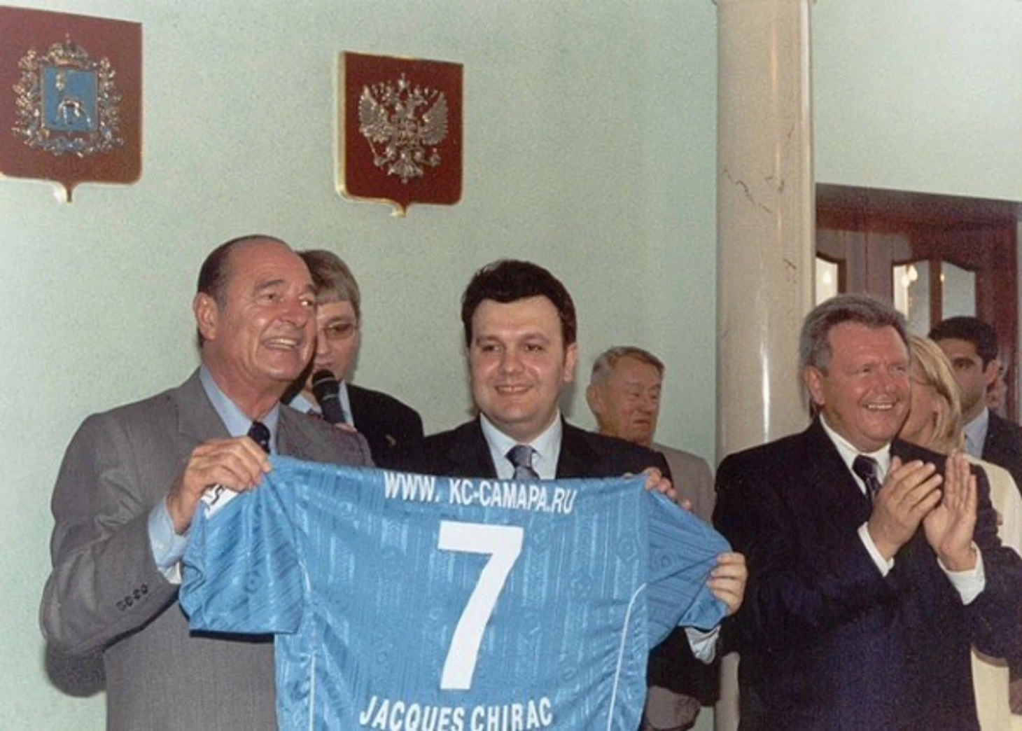 https://photobooth.cdn.sports.ru/preset/post/3/ab/ba553f4bd48ee8fcf3d21b507b6d5.png