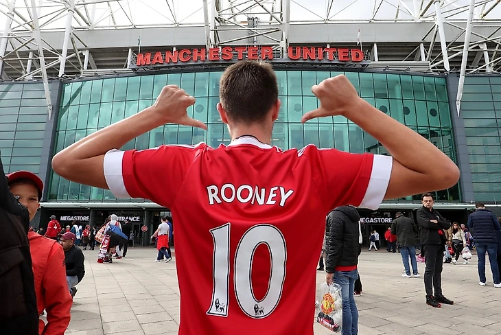 United fans are still showing love for their former star