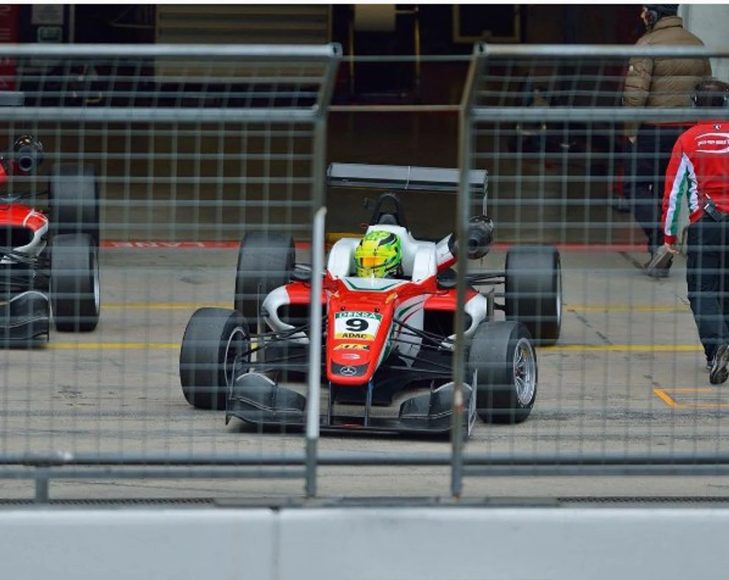 f4