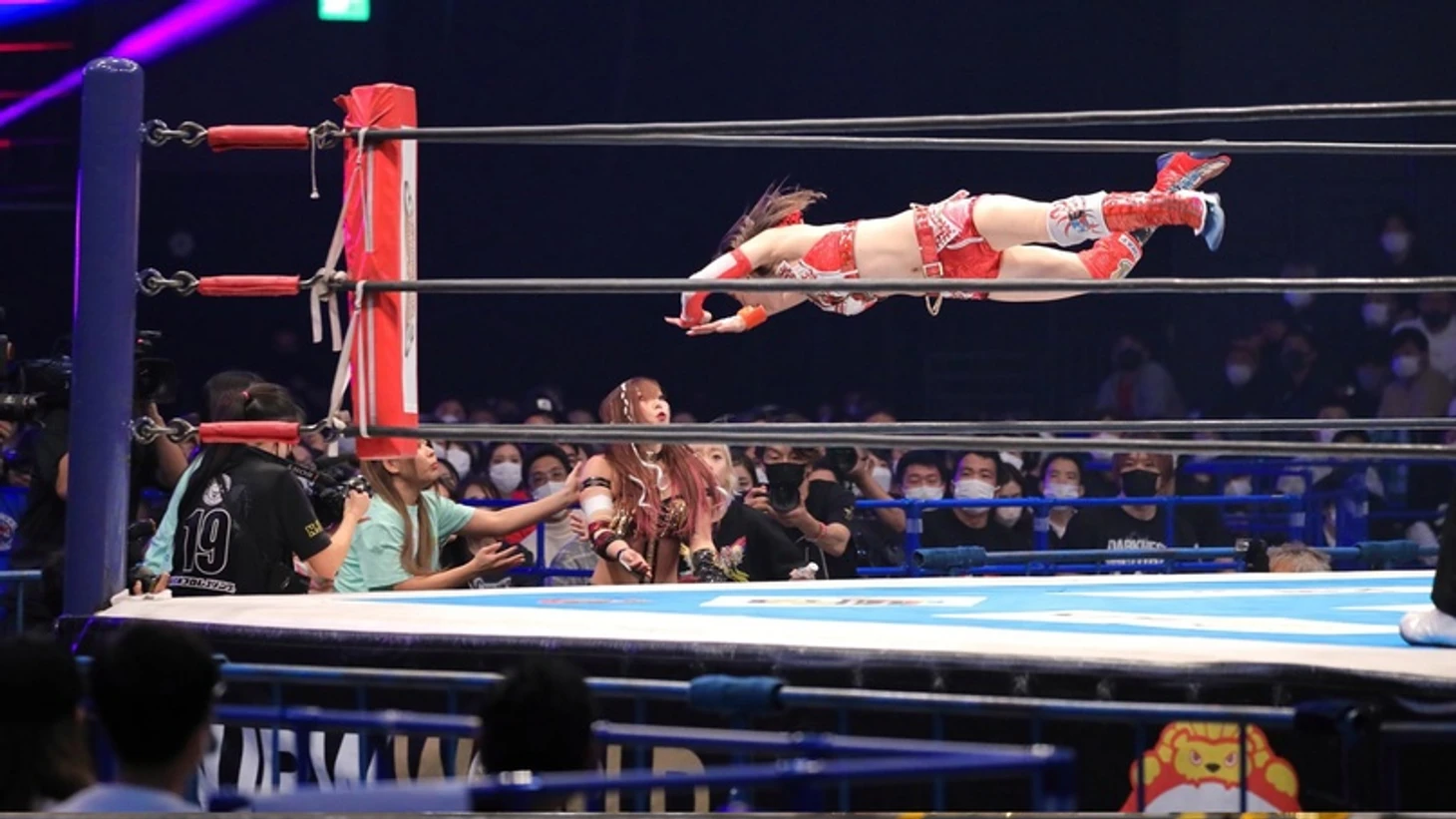 Обзор NJPW X STARDOM Historic X-Over, изображение №23