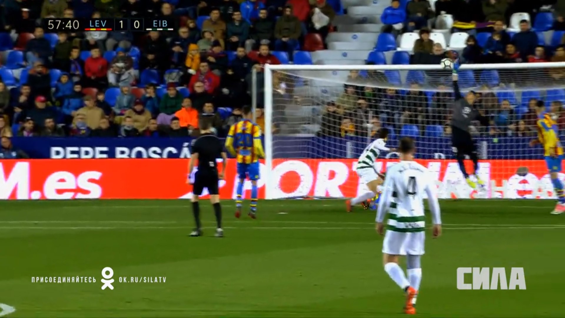 Эффектный гол в одно касание из чемпионата Испании, который не был забит