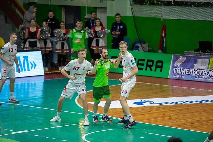 SEHA-Gazprom League. "Плюс 11" армейцев, Удовеня — автор 1000-го гола в дивизионе "Восток"!, изображение №2