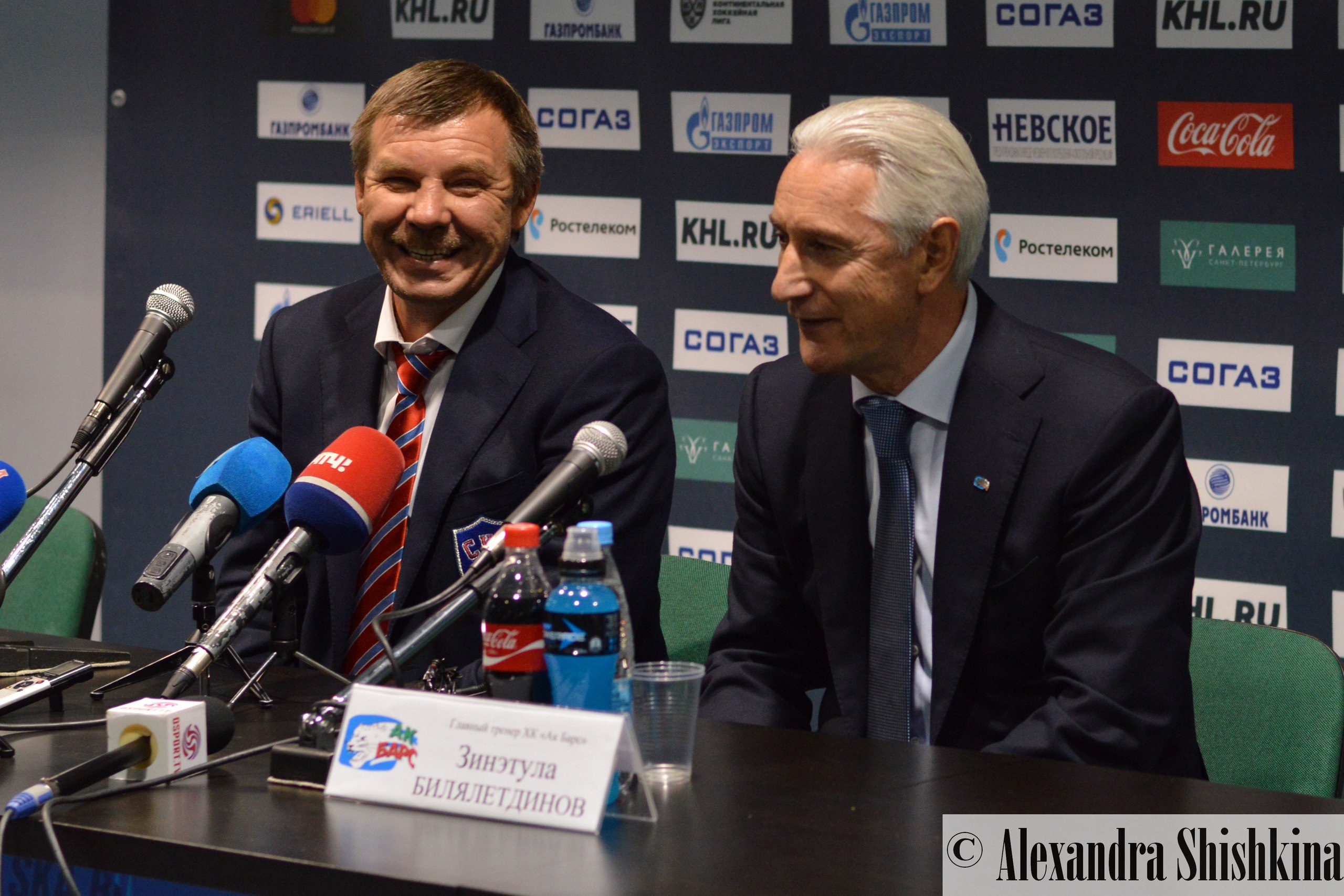 олег знарок улыбается ска ак барс билялетдинов зинэтула пресс конференция