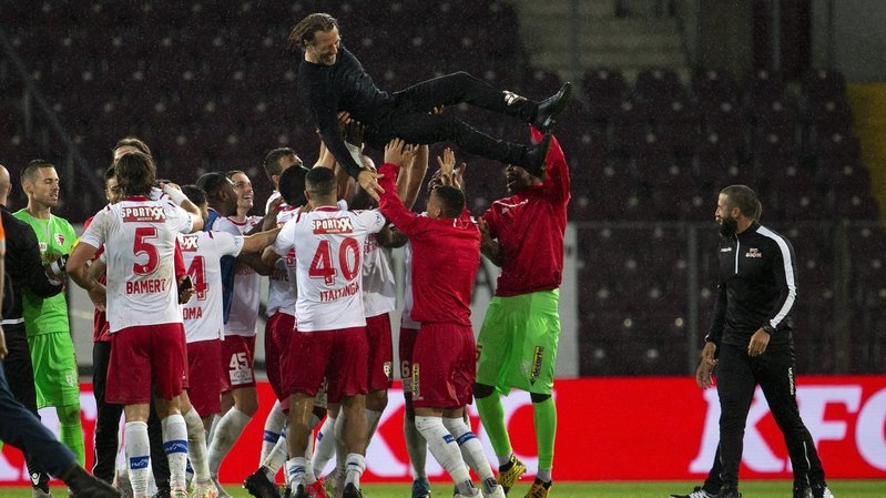 «Тун» отыгрался с 0:3 и сохранял прописку в швейцарской Суперлиге ровно 43 секунды