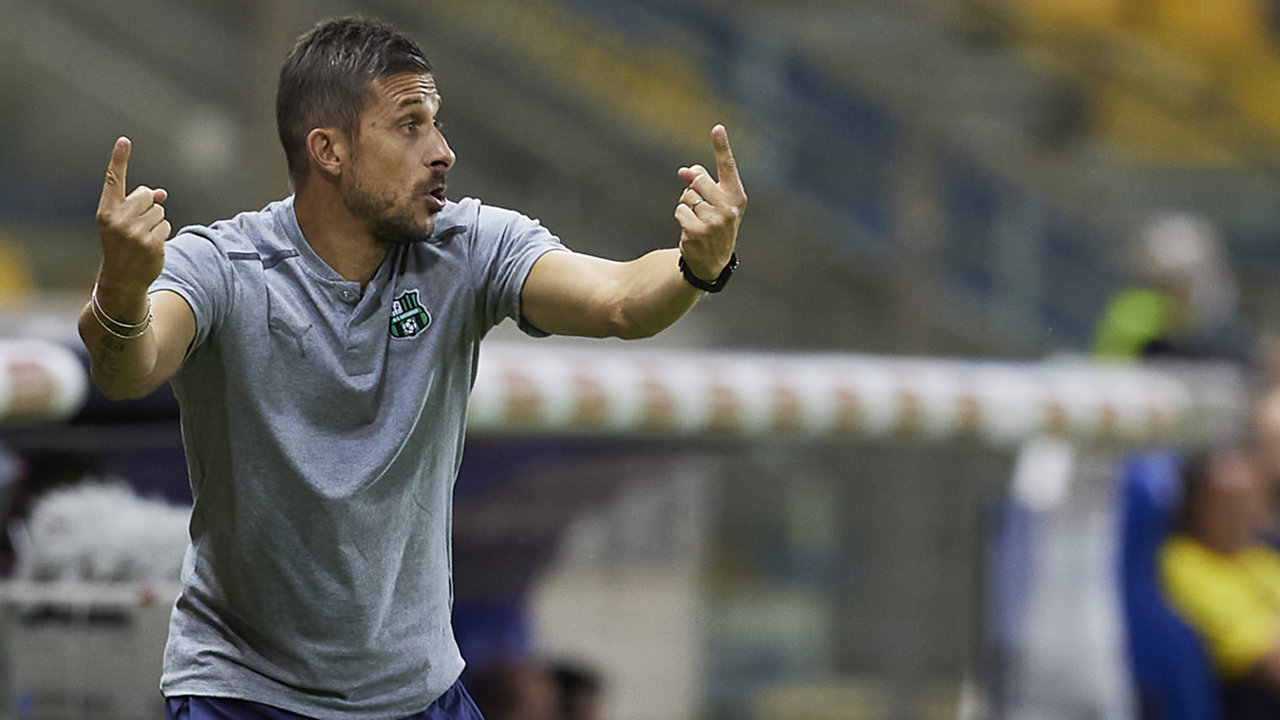 Alessio Dionisi, carriera e statistiche: chi è l'allenatore che ha stregato  il Sassuolo | DAZN News Italia