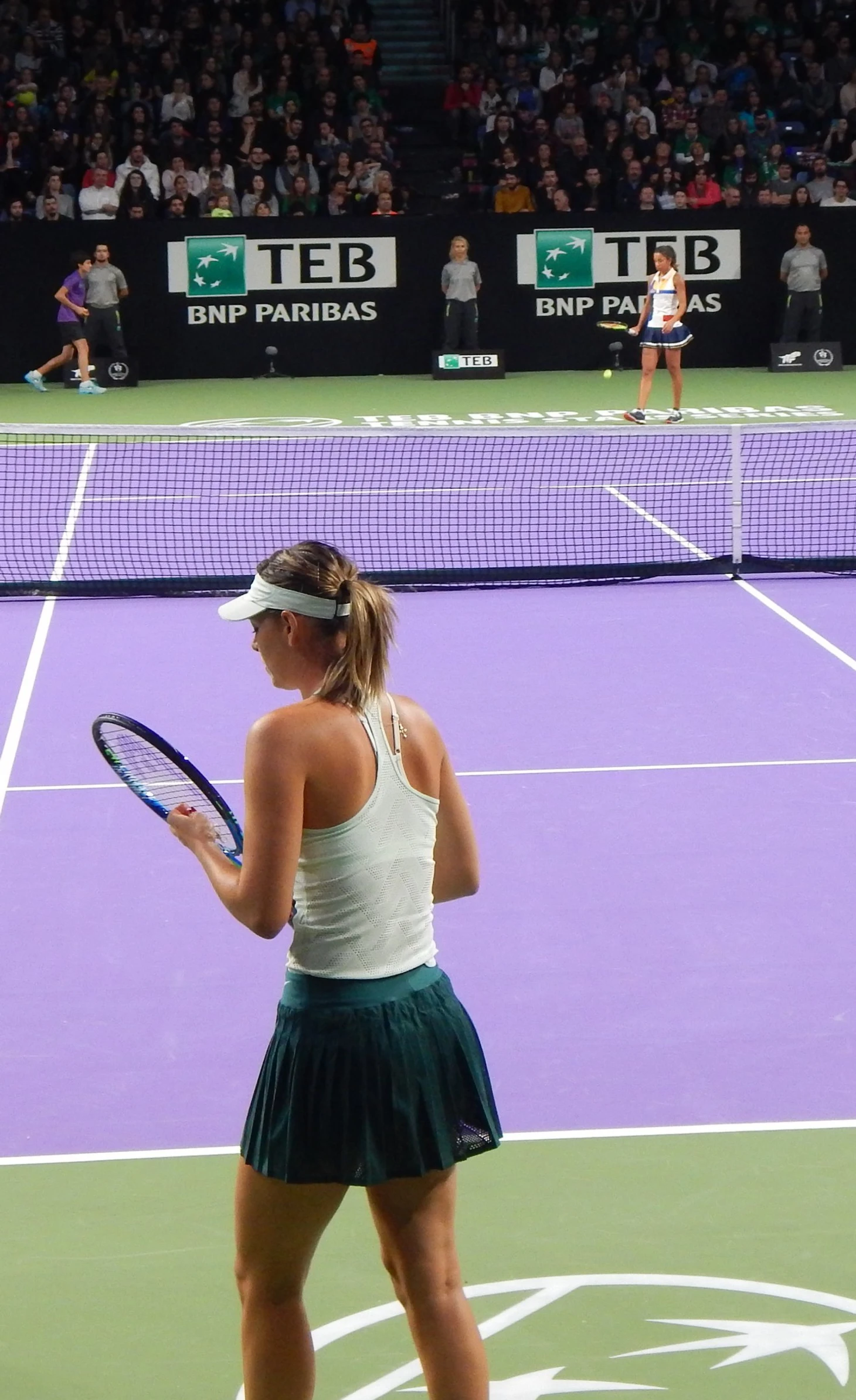 Sharapova in Istanbul 26 nov 2017