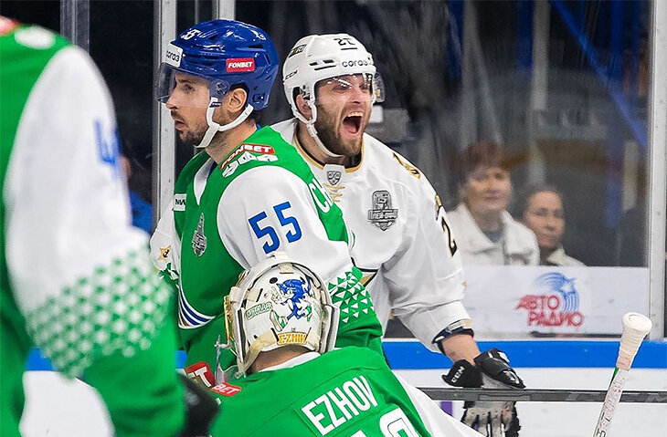 «Салават» в шаге от вылета! Отыгрался с 0:3 за 9 секунд до сирены, а потом пропустил в овертайме 🤦‍♂️