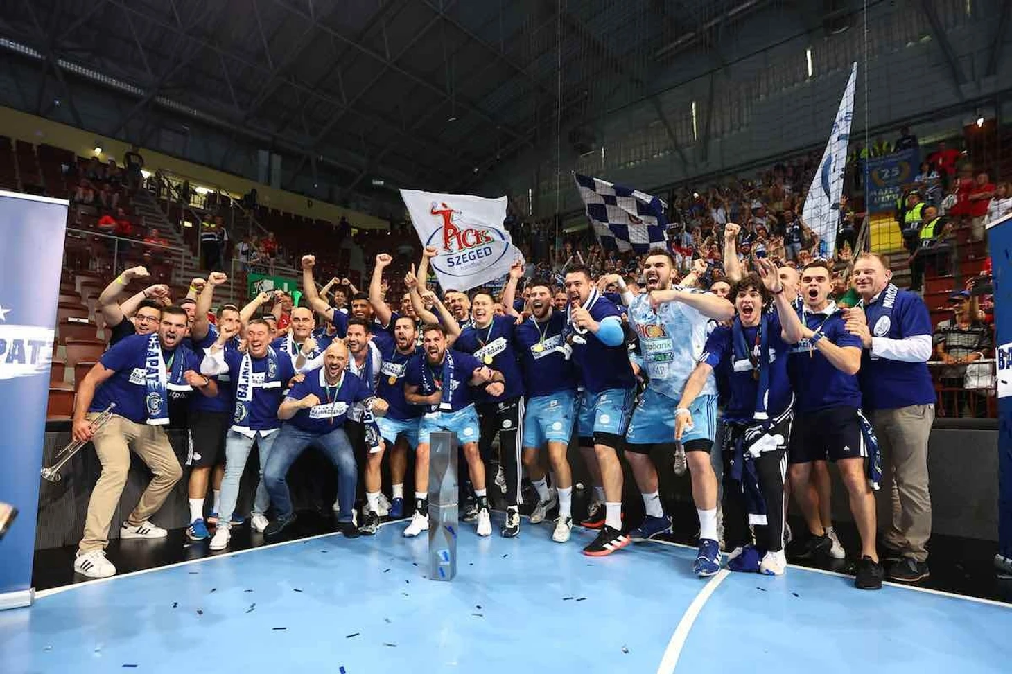 Венгрия. Издержки Рошты. "Пик" вновь забирает титул у "Веспрема"!, изображение №4