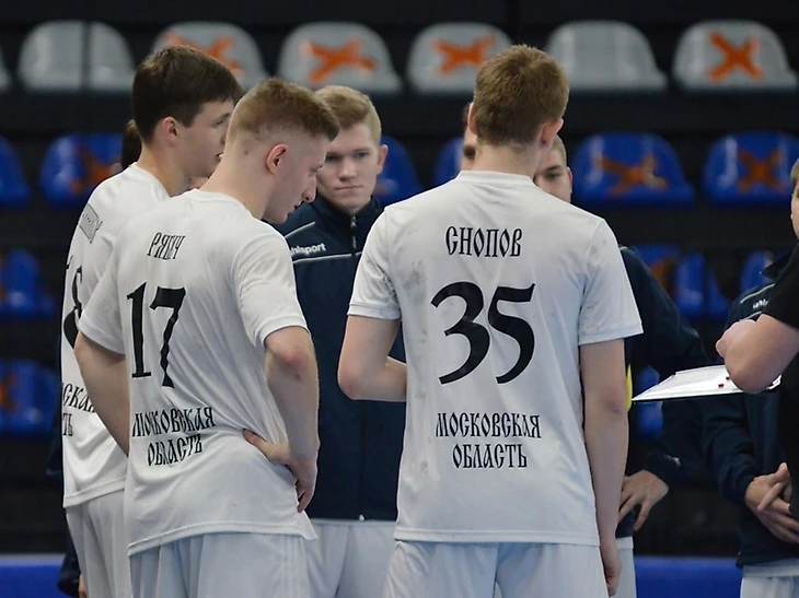 Молодежное первенство России. Тесно и жарко. Дальше — "Север" против "Юга", изображение №6