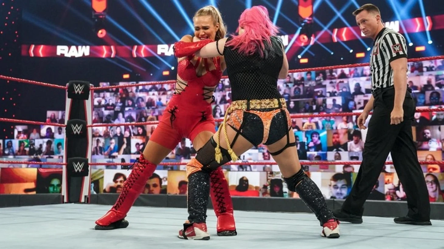 Обзор WWE Monday Night RAW 23.11.2020, изображение №12