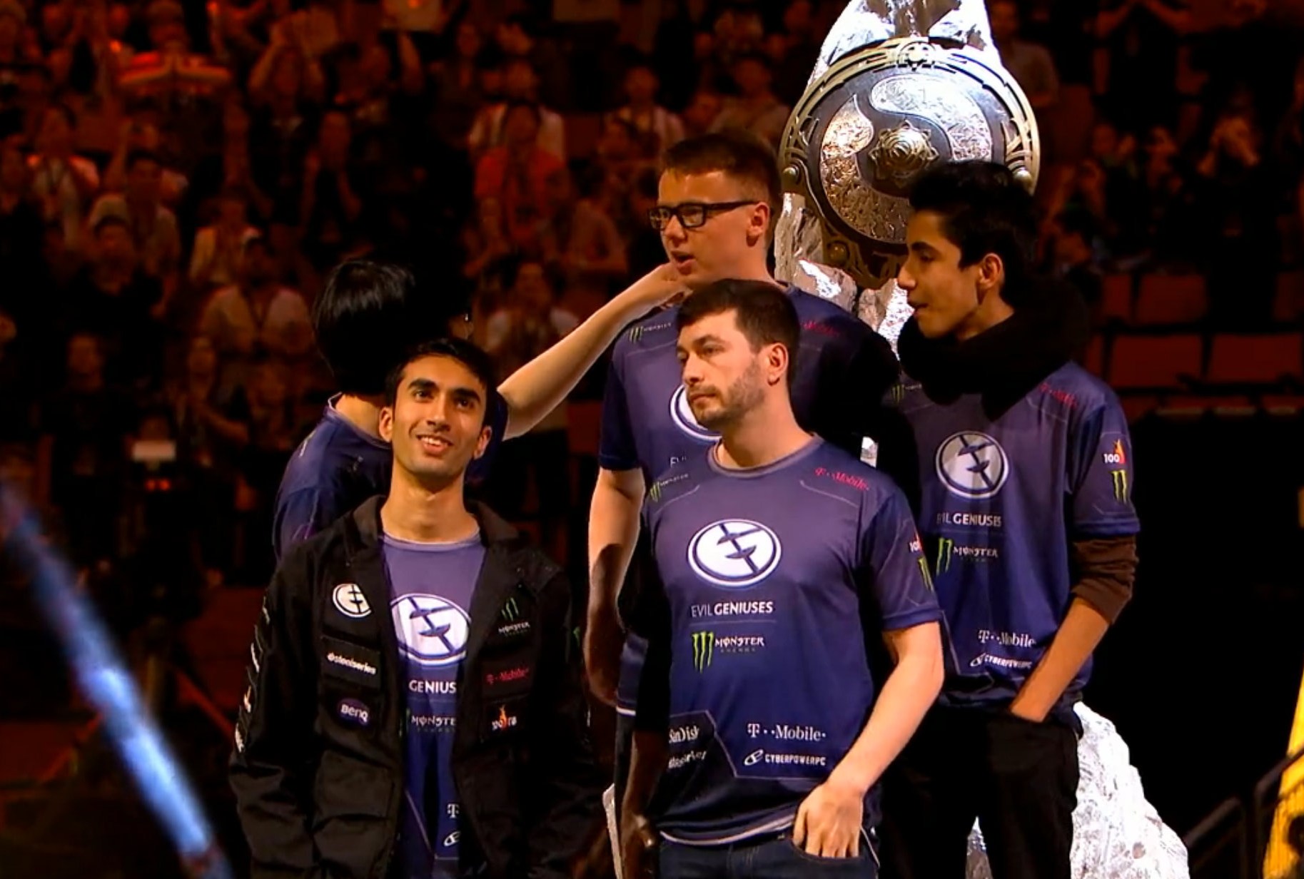 Here are the winners of Valve's $18 million dollar 2015 International Dota  2 Championships | Polygon