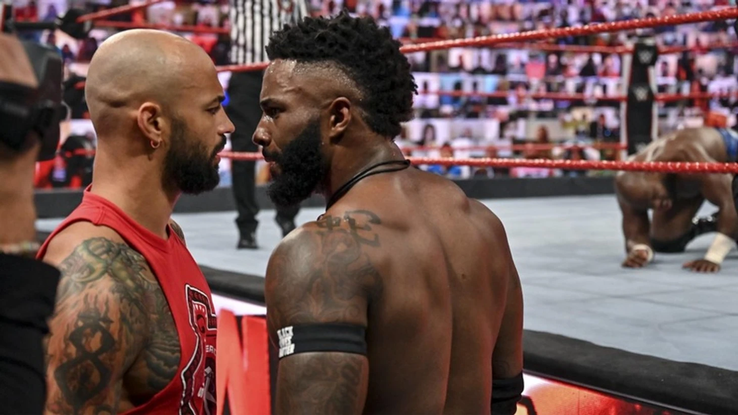 Обзор WWE Monday Night RAW 21.09.2020, изображение №16