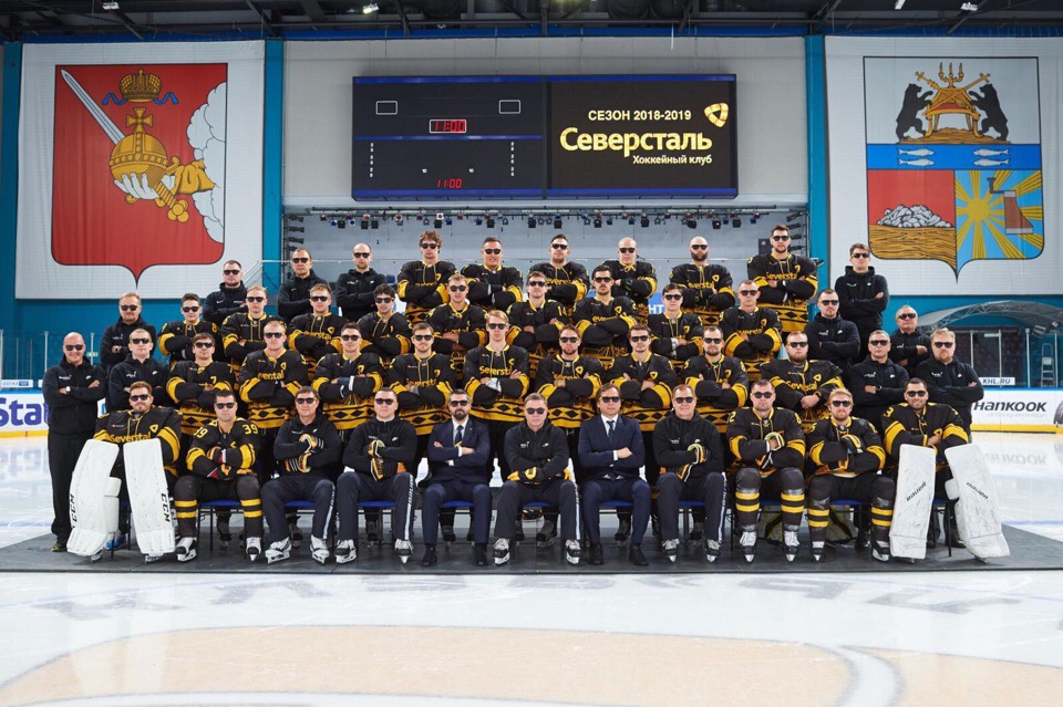 «Танцевать умеешь? Нет? Тогда будь как Акинфеев». Крутое промо «Северстали» к новому сезону