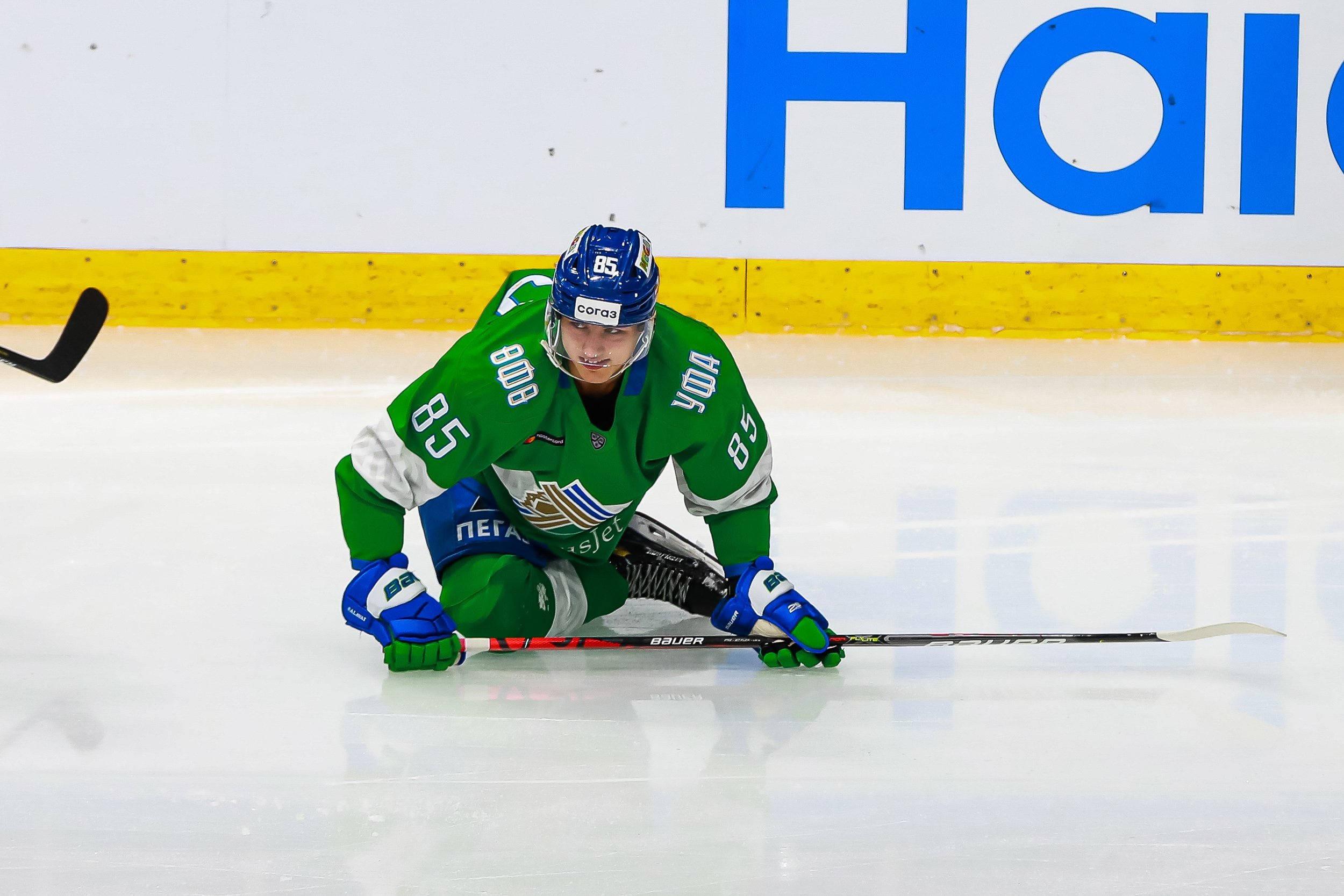 «Роснефть» ушла (но все же вернулась), фонд «Урал» чуть не разорился, клуб должен лиге 215 млн. Разбираемся в проблемах «Салавата»