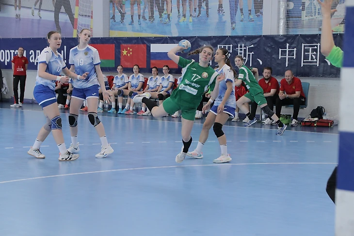 Девушки-2006. Команда Акопян поставила в Минске восклицательный знак: 16 пропущенных и "плюс 26"!, изображение №2