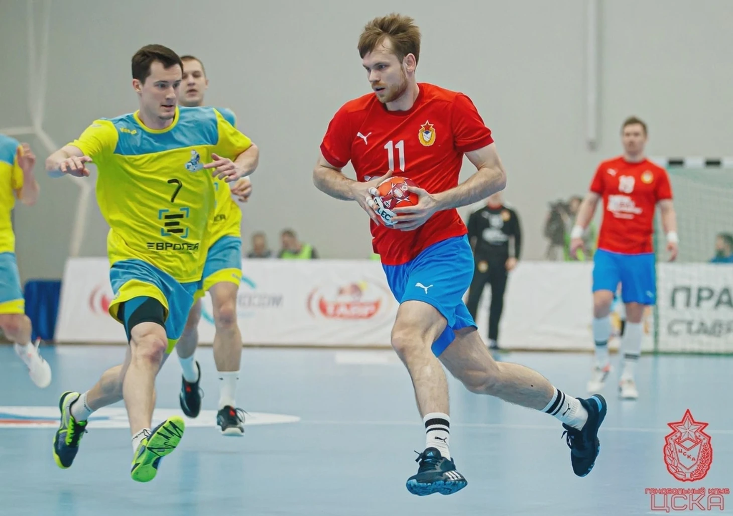 Olimpbet Суперлига. Перед финалом. Сергей Николаенков: "В нашей последней игре за Чехов была удача", изображение №3