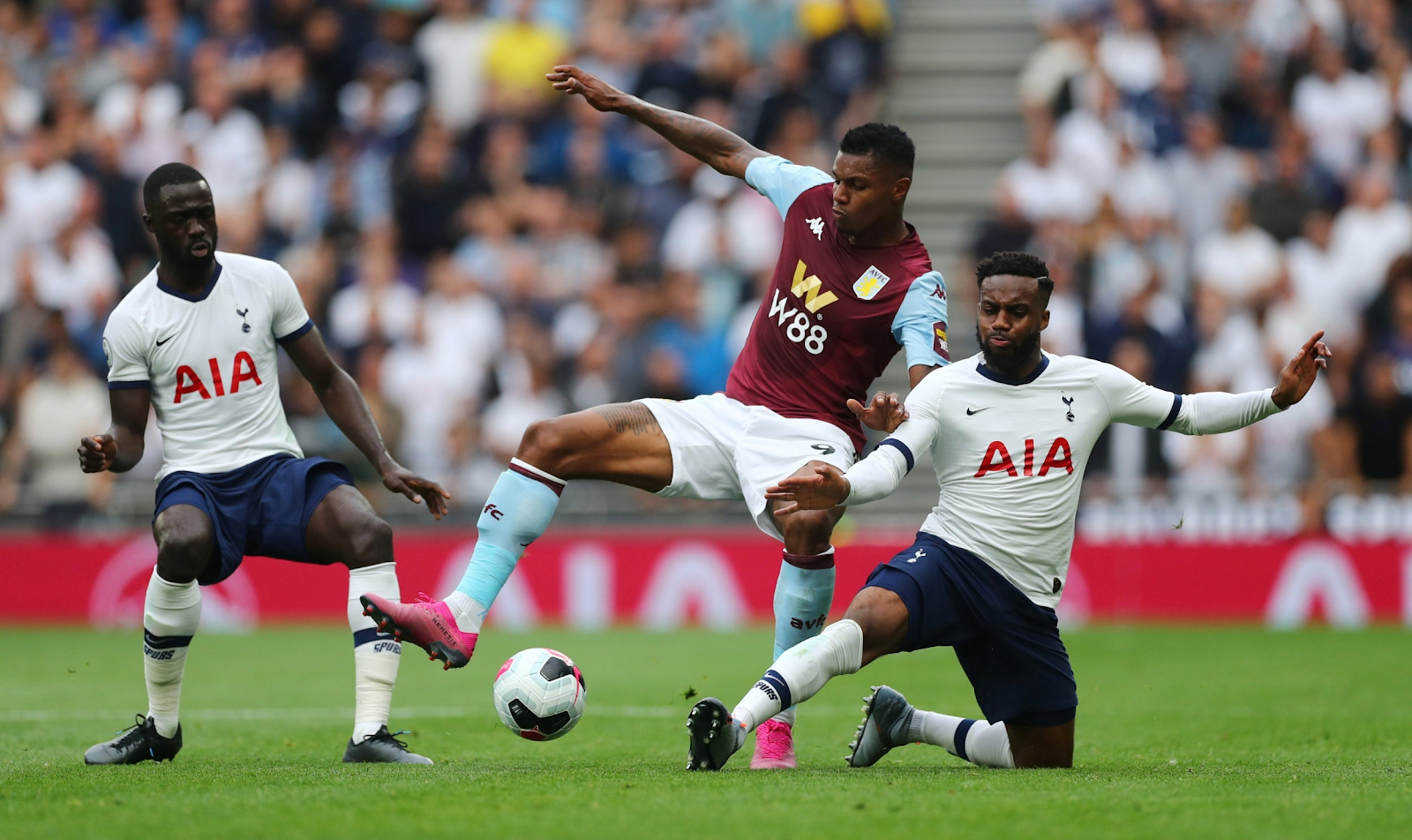 Тоттенхэм хотспур астон вилла. Тоттенхэм Астон вилла. Tottenham vs Aston Villa. Тоттенхэм Астон вилла прямой эфир. Даъвогар.