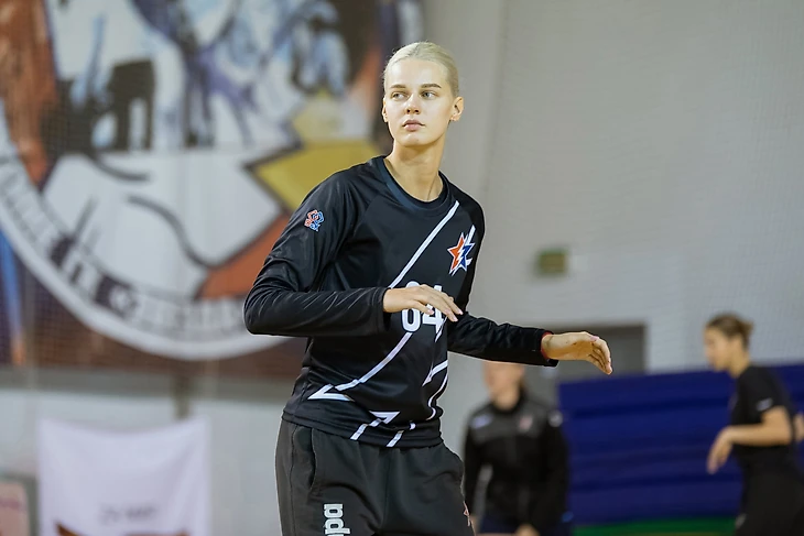 Александра Лебедева: "Играла под 33-м номером — как Тесс Вестер. Если будет возможность — верну!", изображение №1