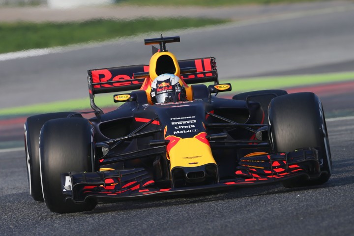 Даниэль Риккардо за рулём нового Red Bull [5184x3456]
