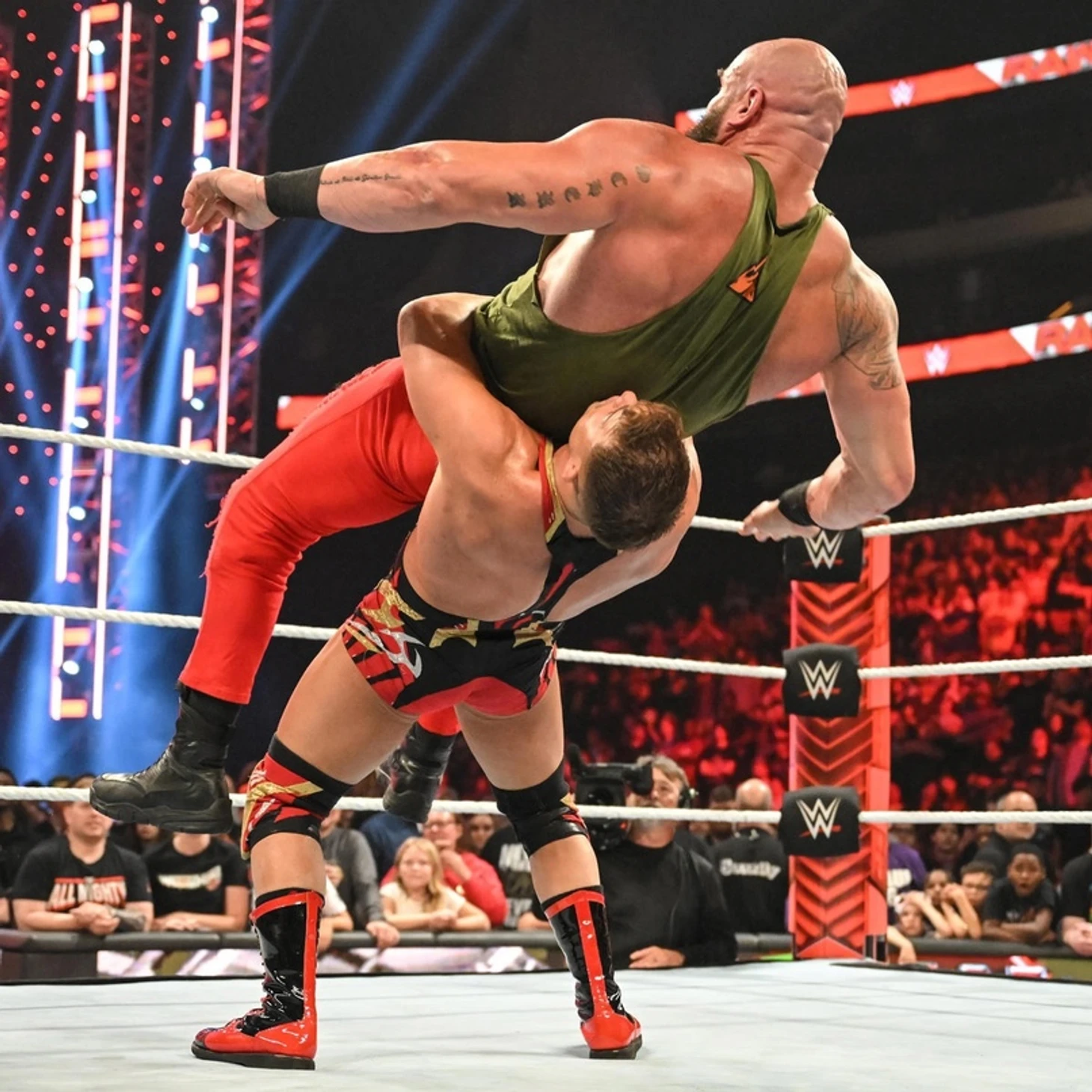 Обзор WWE Monday Night RAW 03.10.2022, изображение №9