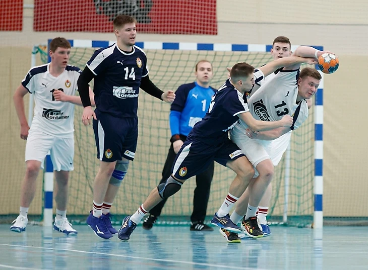 Молодежное первенство России. Тесно и жарко. Дальше — "Север" против "Юга", изображение №1