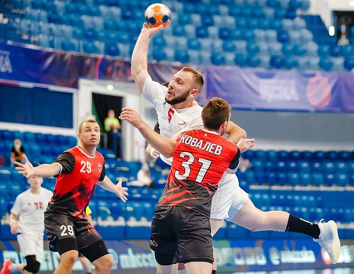 Новые "Донские Казаки". Работы по-прежнему хватает, но тренерский почерк Сергея Бебешко уже виден, изображение №5