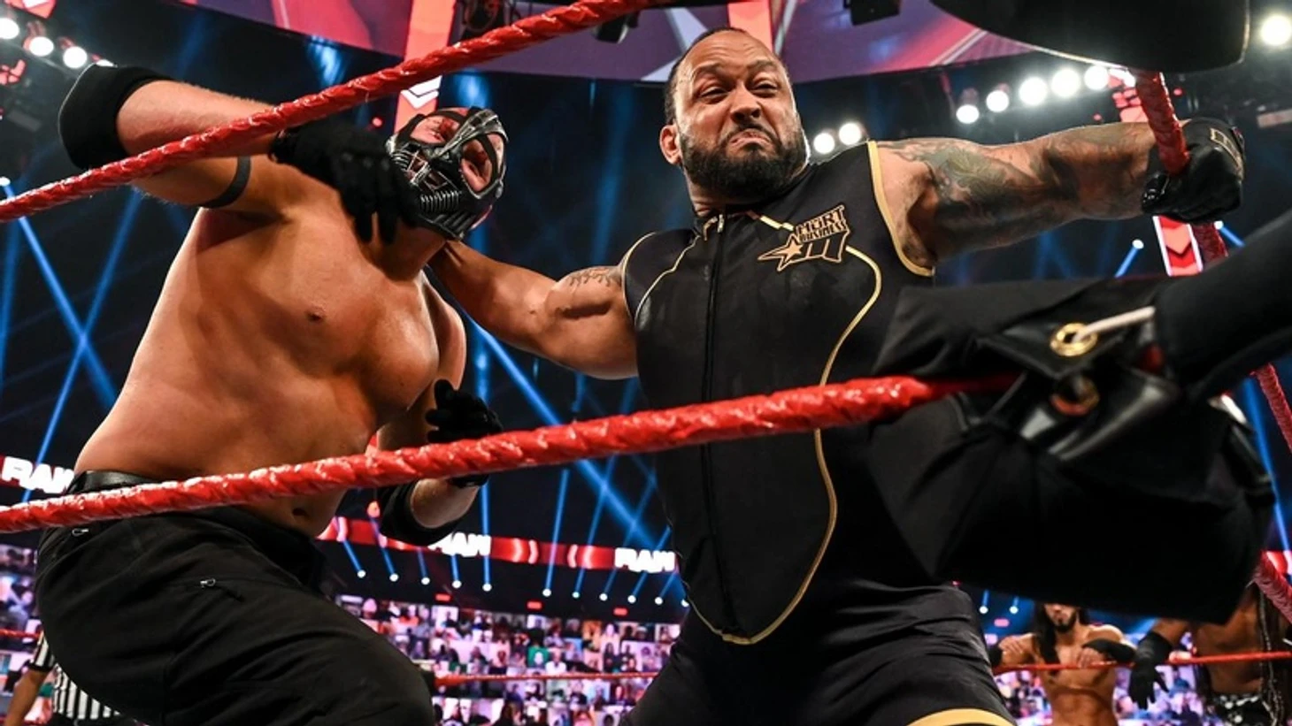 Обзор WWE Monday Night RAW 26.10.2020, изображение №12