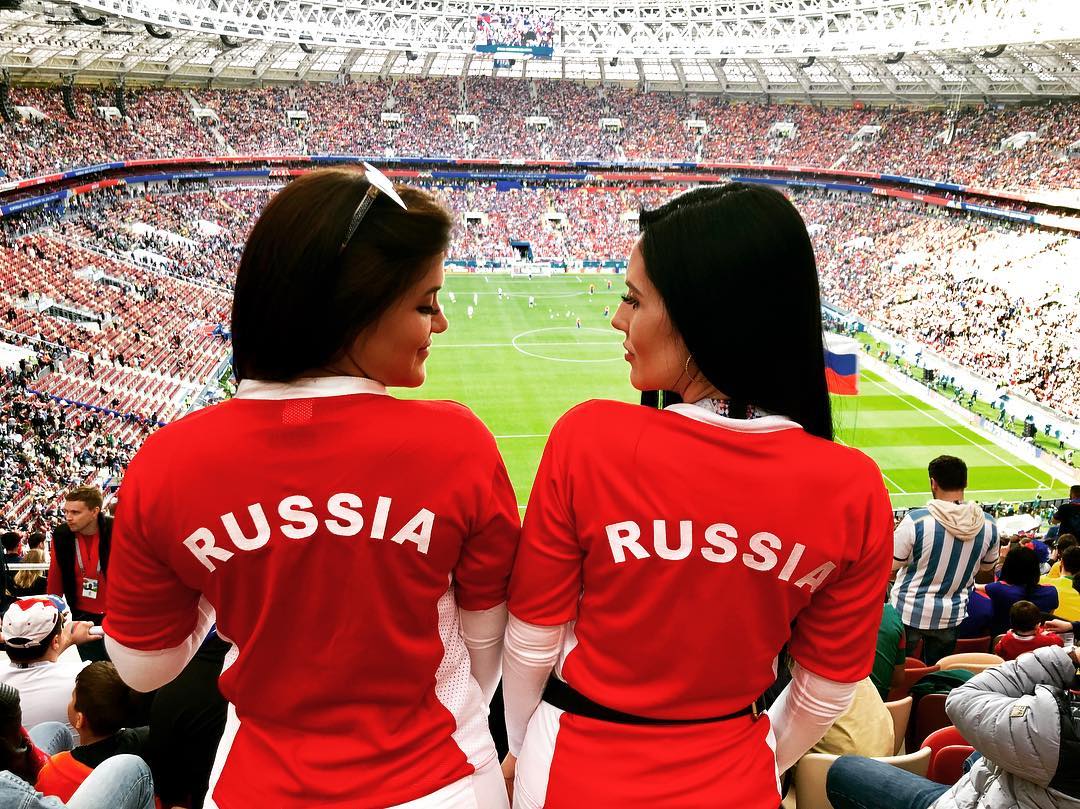 Болельщицы