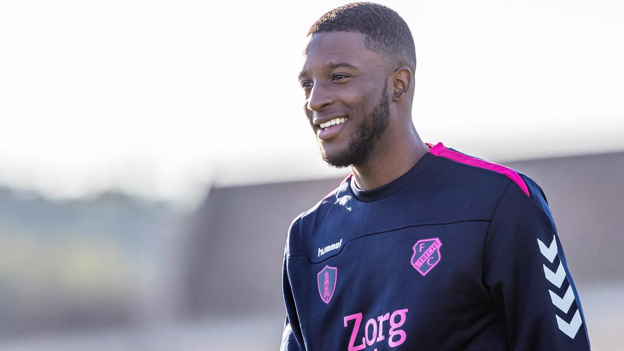 Игрока, пославшего Слуцкого на тренировке «Витесса», отстранили. Этот парень ругается со всеми