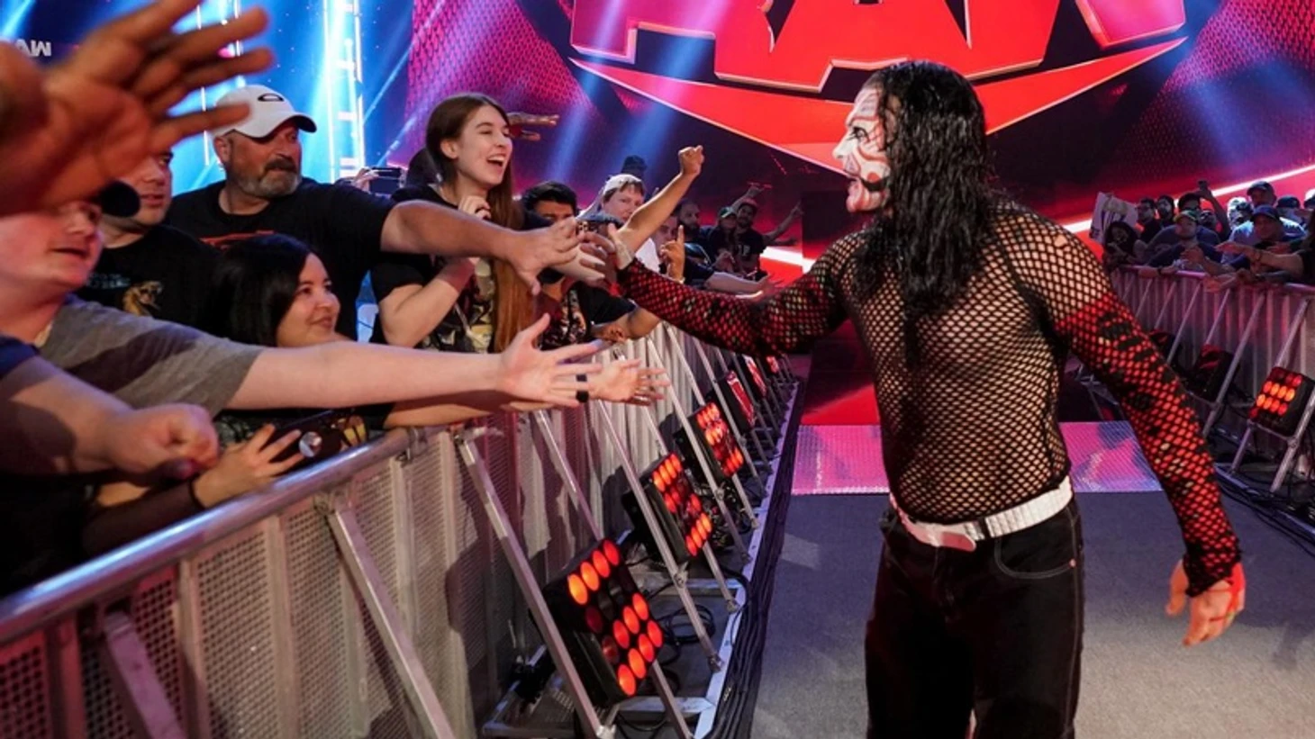 Обзор WWE Monday Night RAW 19.07.2021, изображение №28