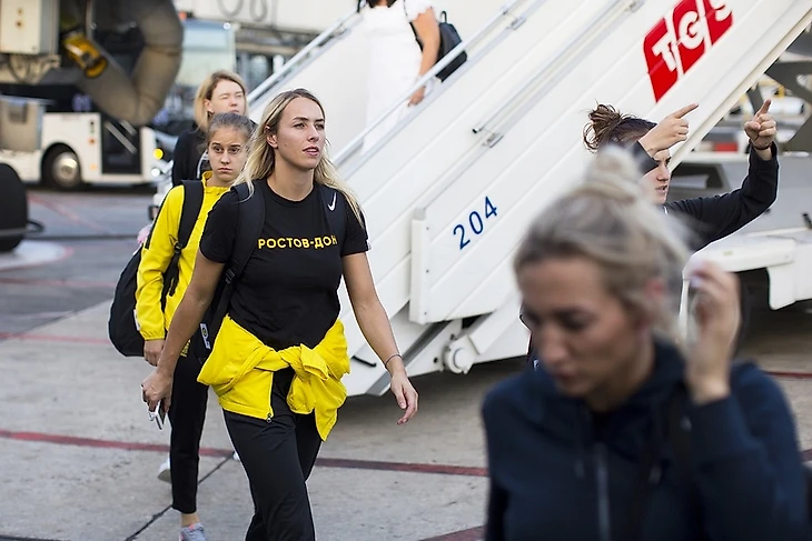 Лучшее из журнала "Быстрый центр". Голландско-ростовская азбука Лоис Аббинг, изображение №7