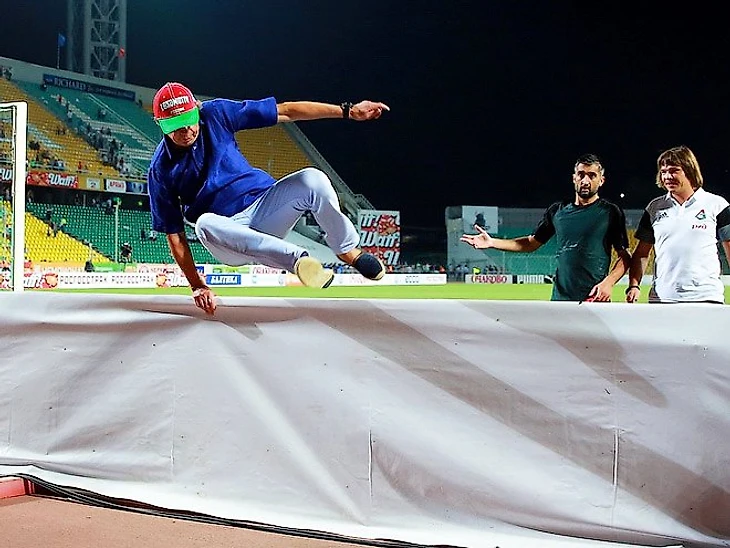 Семин прыгает