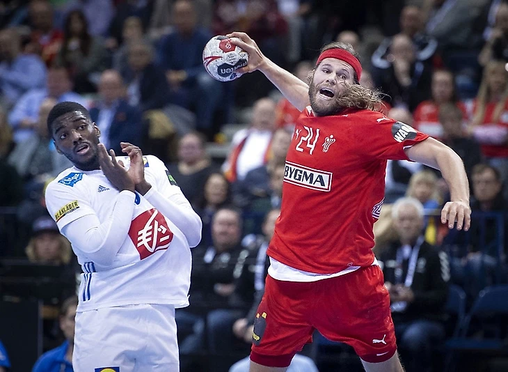 Сергей Кленов в журнале "Быстрый центр". Как держаться на гребне волны? Тактический ликбез, изображение №5