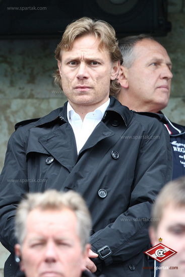 Валерий Карпин