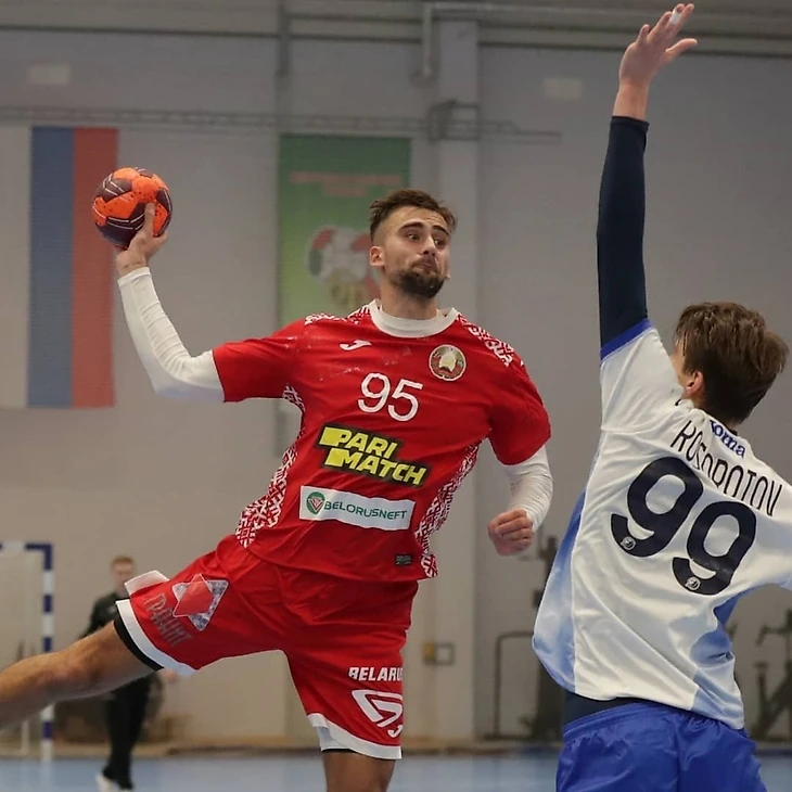 Из чего родились "минус 8"? Как прошел матч россиян и белорусов, который не увидели интернет-зрители, изображение №3