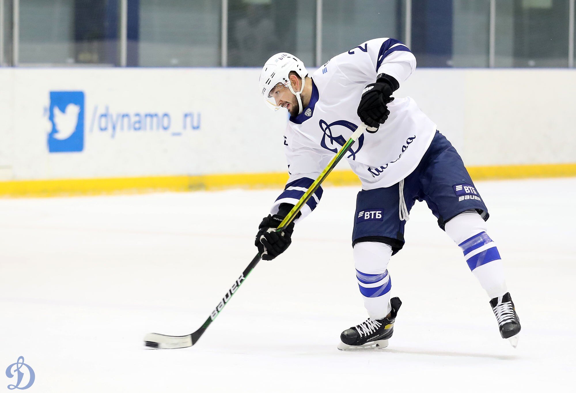 Войнов второй раз пропустил сезон и вернулся на большие деньги. Но об НХЛ, похоже, можно забыть