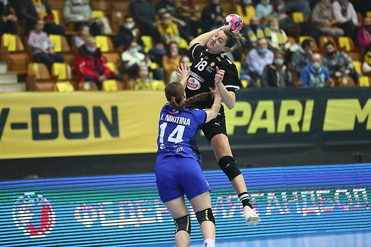 Кубок России. "Лада" нашла красивую атакующую игру, "Ростов-Дон" в погоне за восьмым трофеем подряд, изображение №1