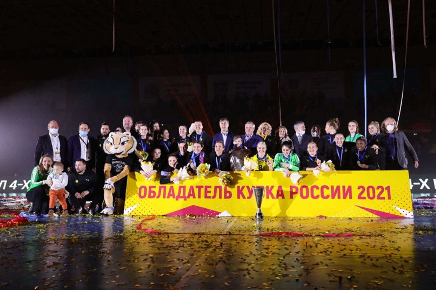 Кубок России. Трофею нравится в Ростове, и он не хочет уезжать. "Лада" слишком рискнула в начале, изображение №3
