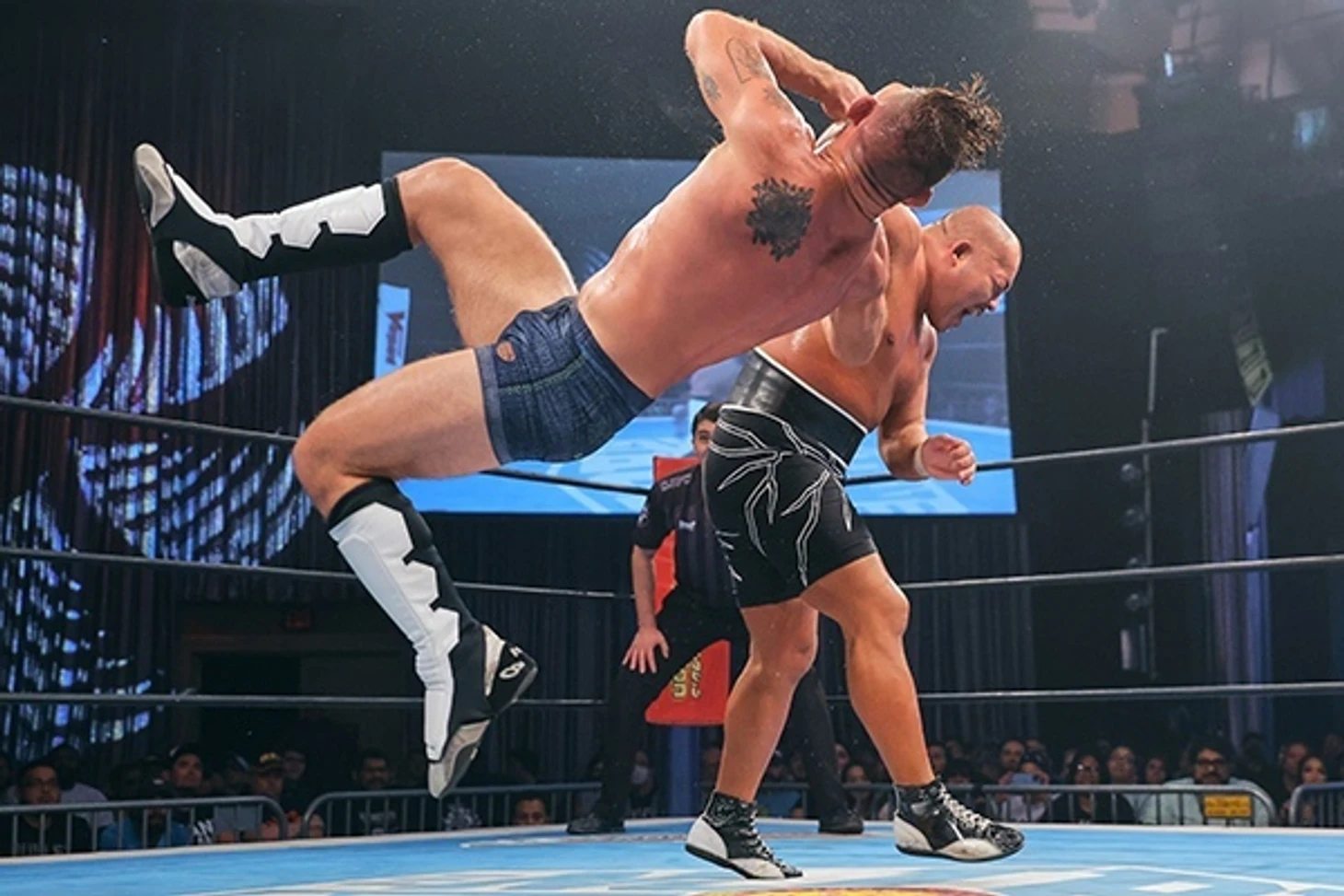 Обзор 4-го дня NJPW Autumn Action (на 113-ом ТВ-выпуске STRONG за 29.10.2022), изображение №5