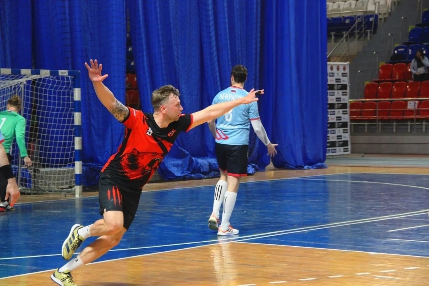 Olimpbet Cуперлига. Юрий Семёнов: "Со Спартакиады болельщики ждут наших матчей со Ставрополем!", изображение №1