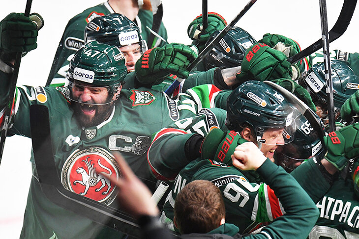 «Ак Барс» забрал три овертайма, а с ними – серию у «Авангарда». У Билялетдинова будет пятый финал