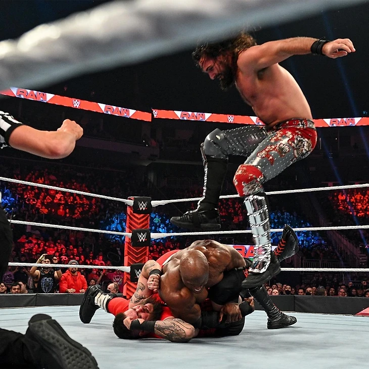 Обзор WWE Monday Night RAW 20.12.2021, изображение №30