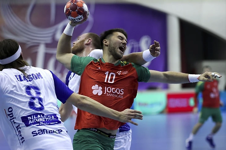 ЧЕ-2022. Календарь недосчитался пары матчей, боснийцы — пары плановых очков. Остальное — штатно, изображение №4