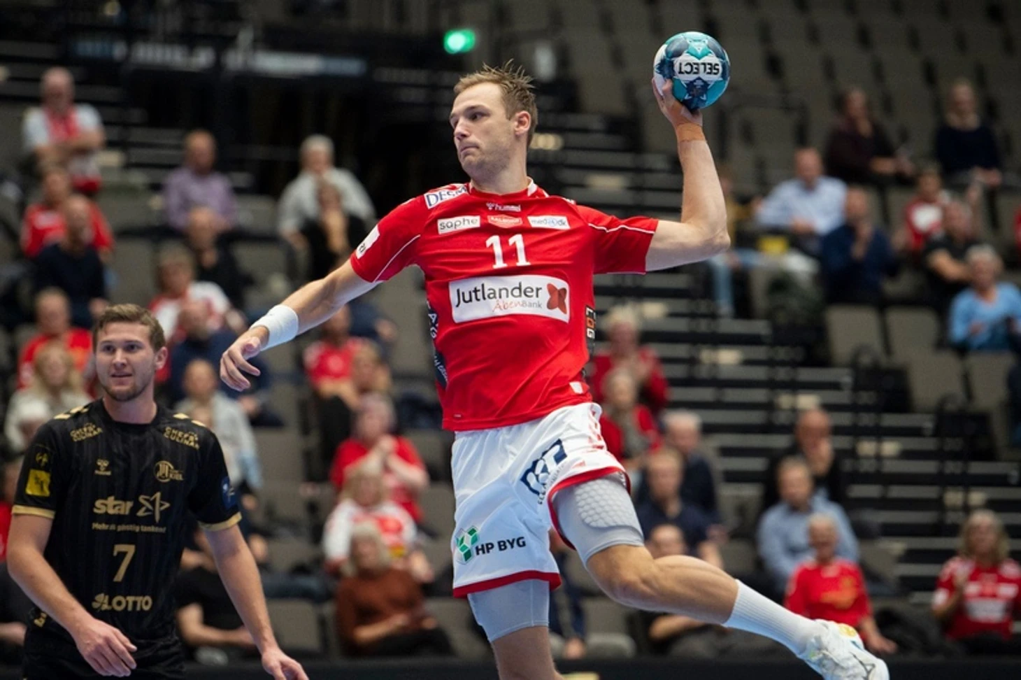 Лига чемпионов. Ландин и Сагосен обыграли "Ольборг". А балканское дерби осталось за "Целе", изображение №3