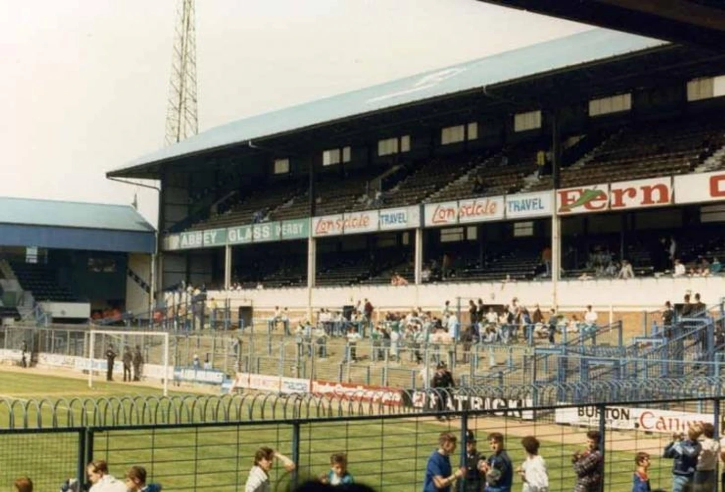 10 стадионов Англии, которых больше нет