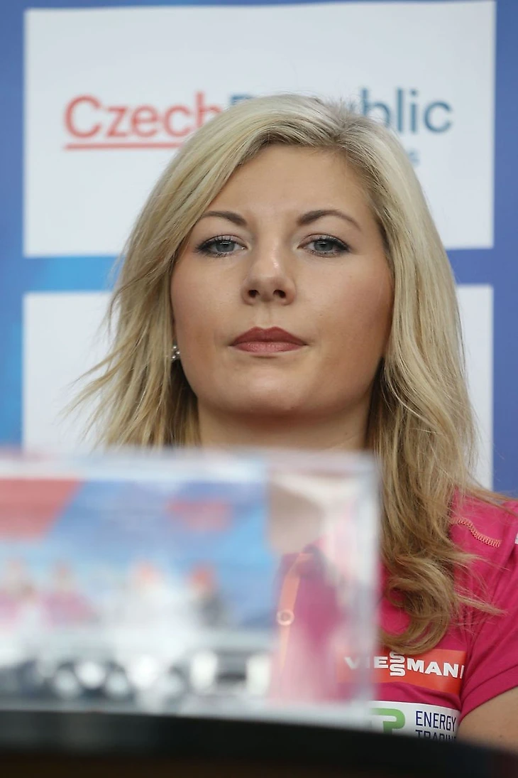 Луция Харватова